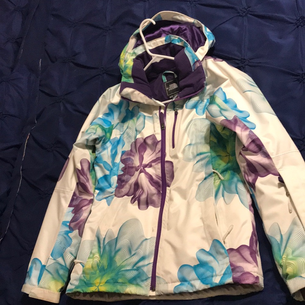 The North Face Women's Floral Jacket - White, Blue, Purple